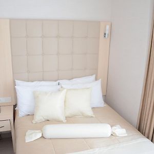 Budget Kamer met een King Size Bed